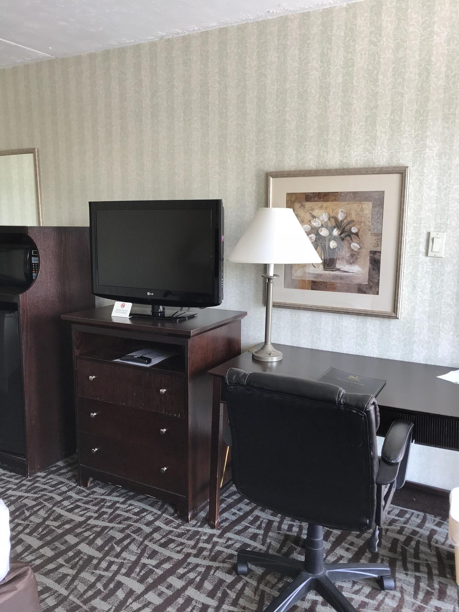 Quality Inn Fredericksburg Near Historic Downtown Εξωτερικό φωτογραφία