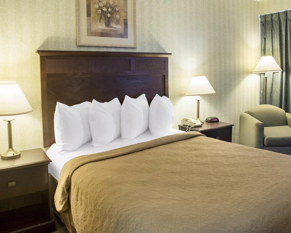 Quality Inn Fredericksburg Near Historic Downtown Εξωτερικό φωτογραφία