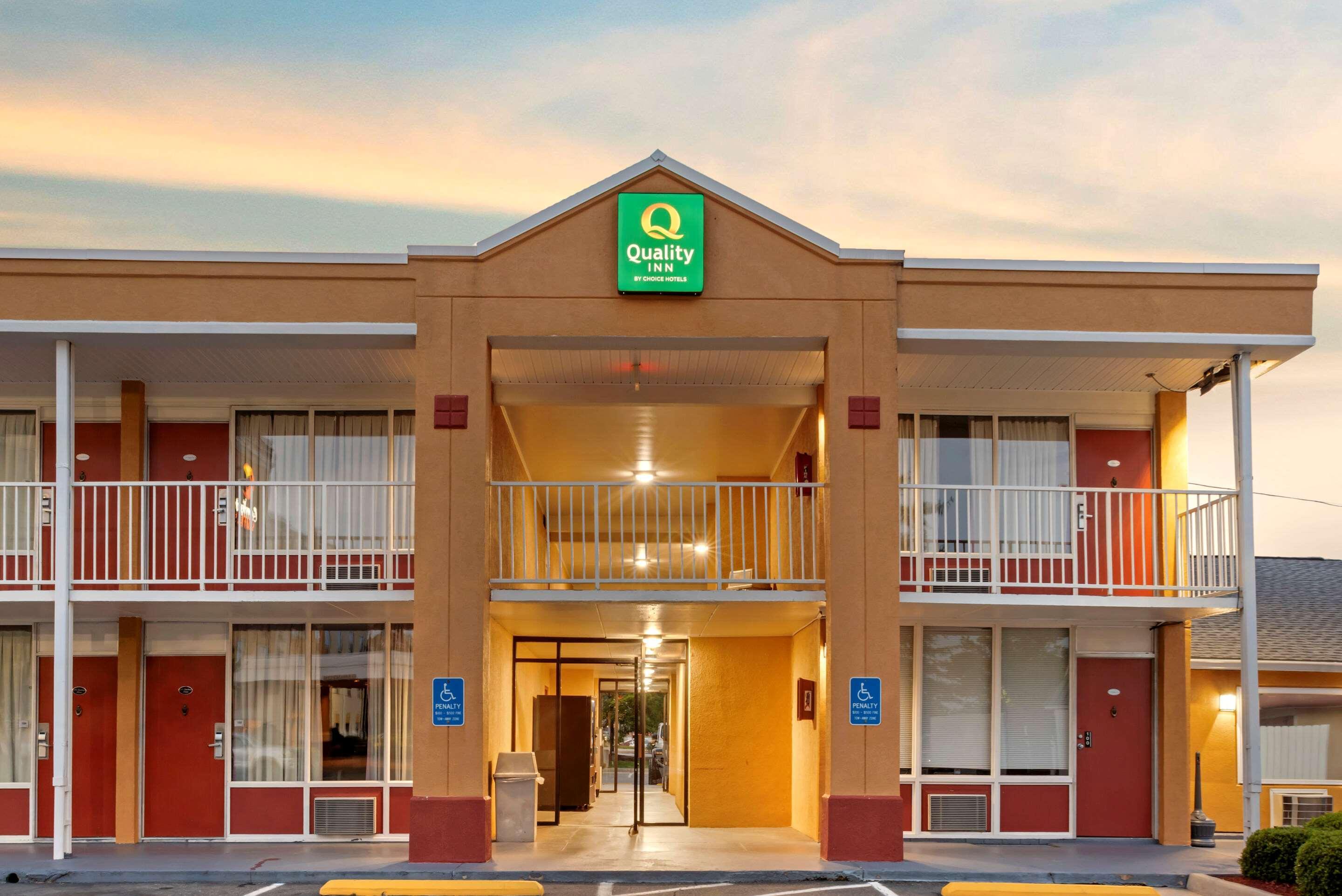 Quality Inn Fredericksburg Near Historic Downtown Εξωτερικό φωτογραφία