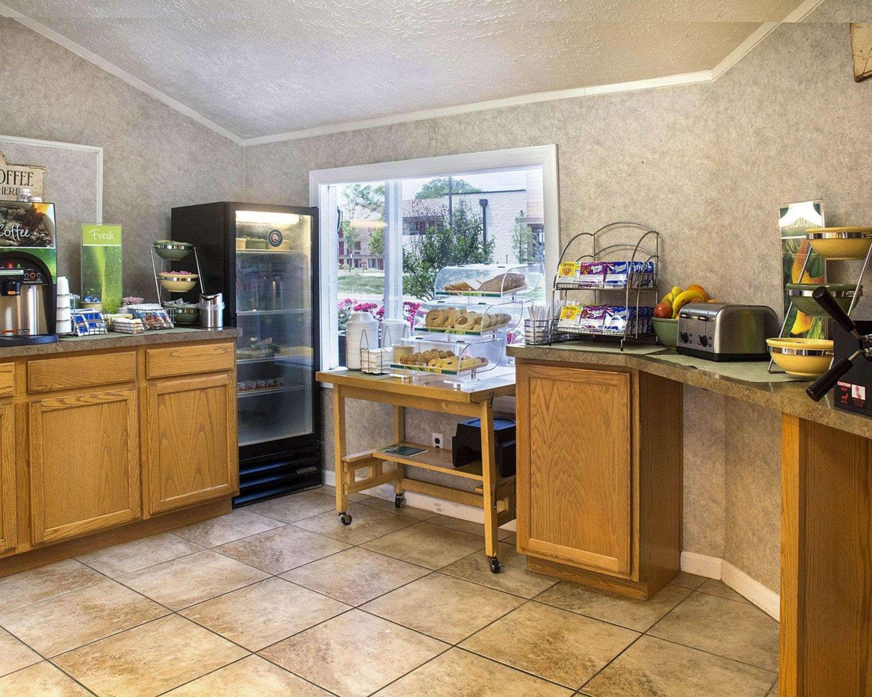 Quality Inn Fredericksburg Near Historic Downtown Εξωτερικό φωτογραφία