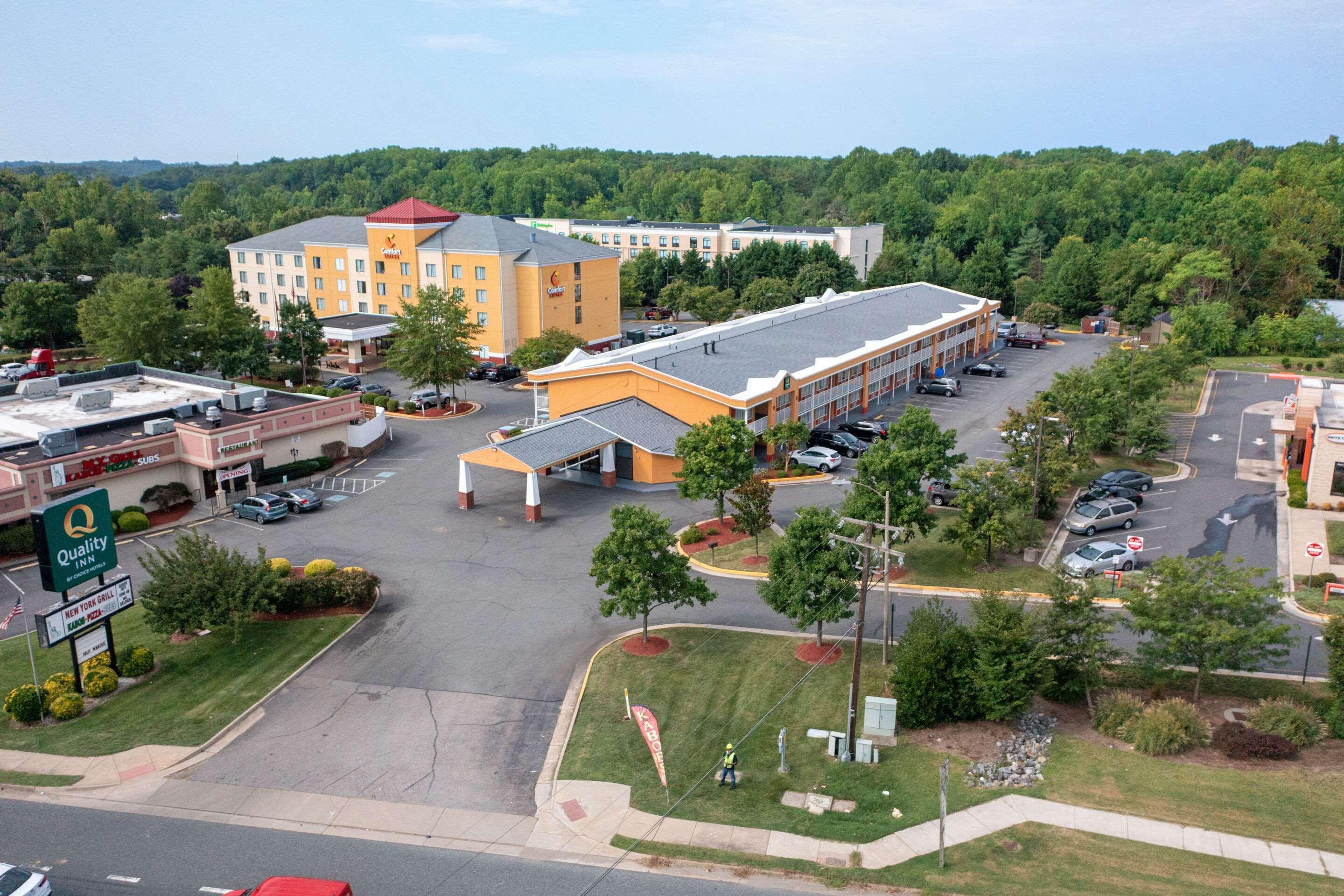 Quality Inn Fredericksburg Near Historic Downtown Εξωτερικό φωτογραφία