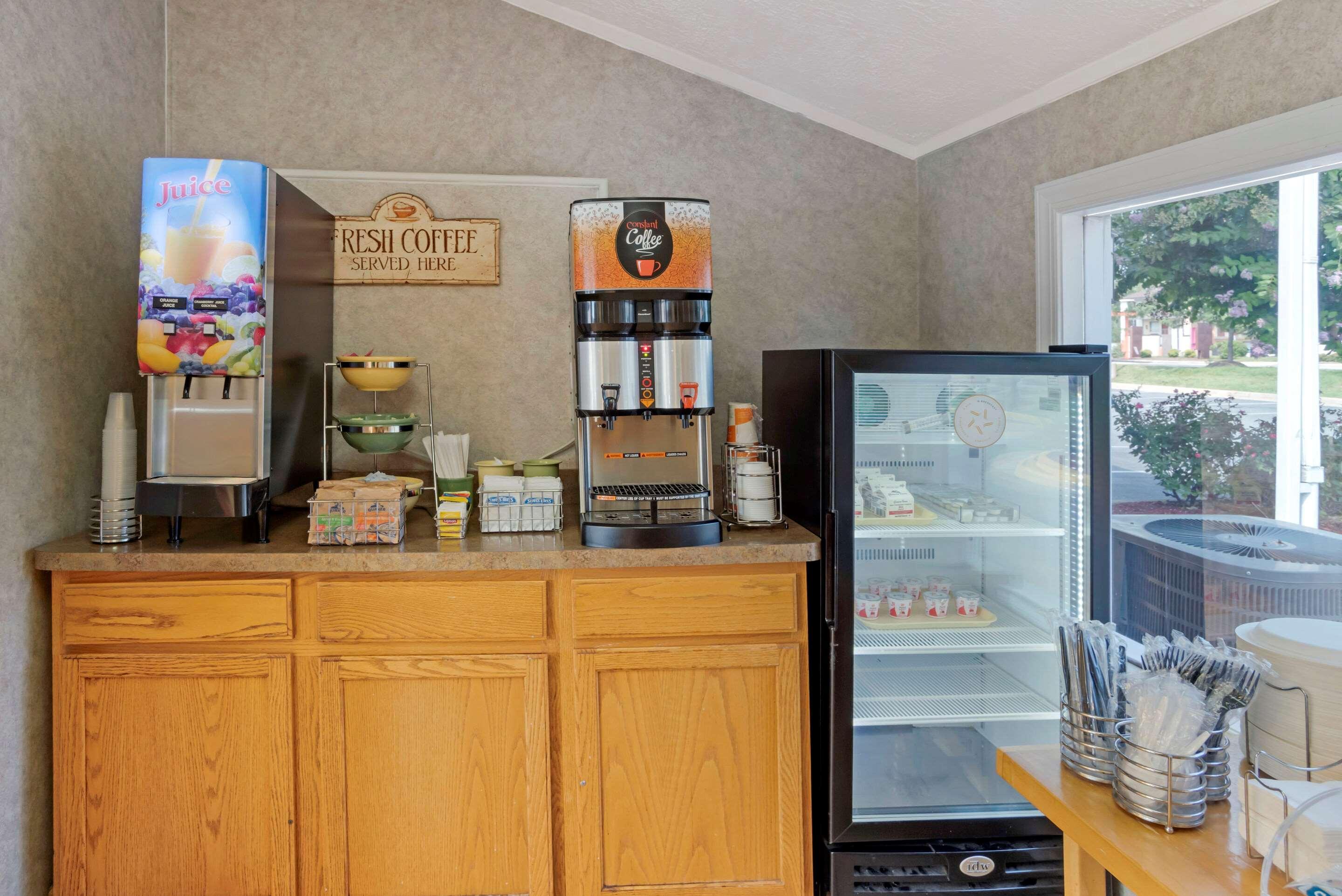 Quality Inn Fredericksburg Near Historic Downtown Εξωτερικό φωτογραφία