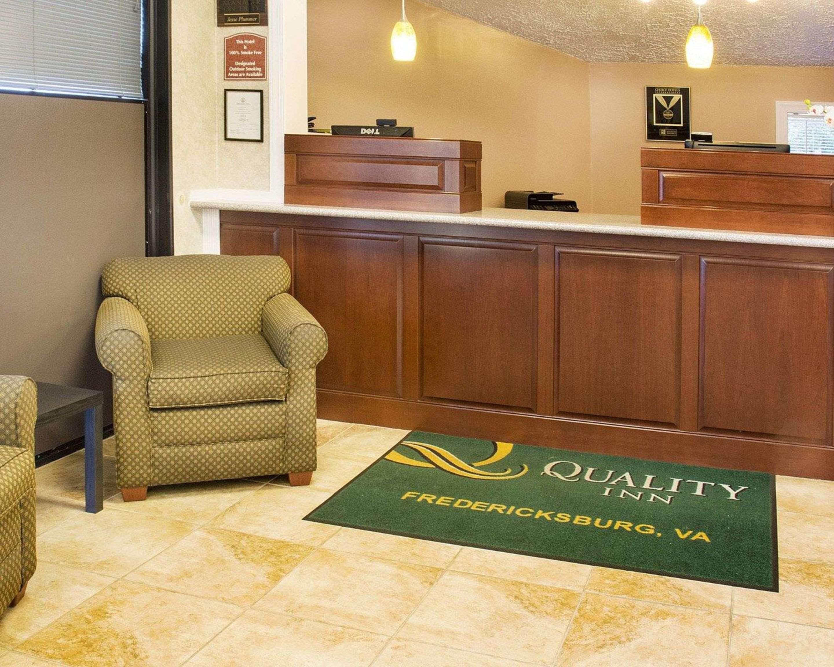 Quality Inn Fredericksburg Near Historic Downtown Εξωτερικό φωτογραφία