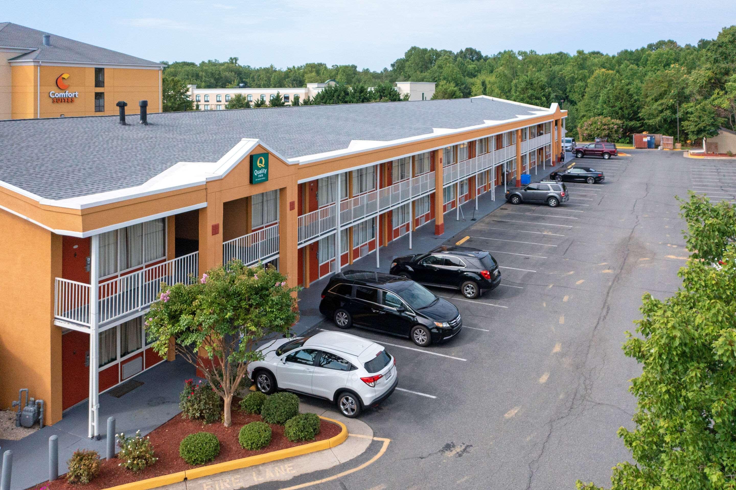 Quality Inn Fredericksburg Near Historic Downtown Εξωτερικό φωτογραφία