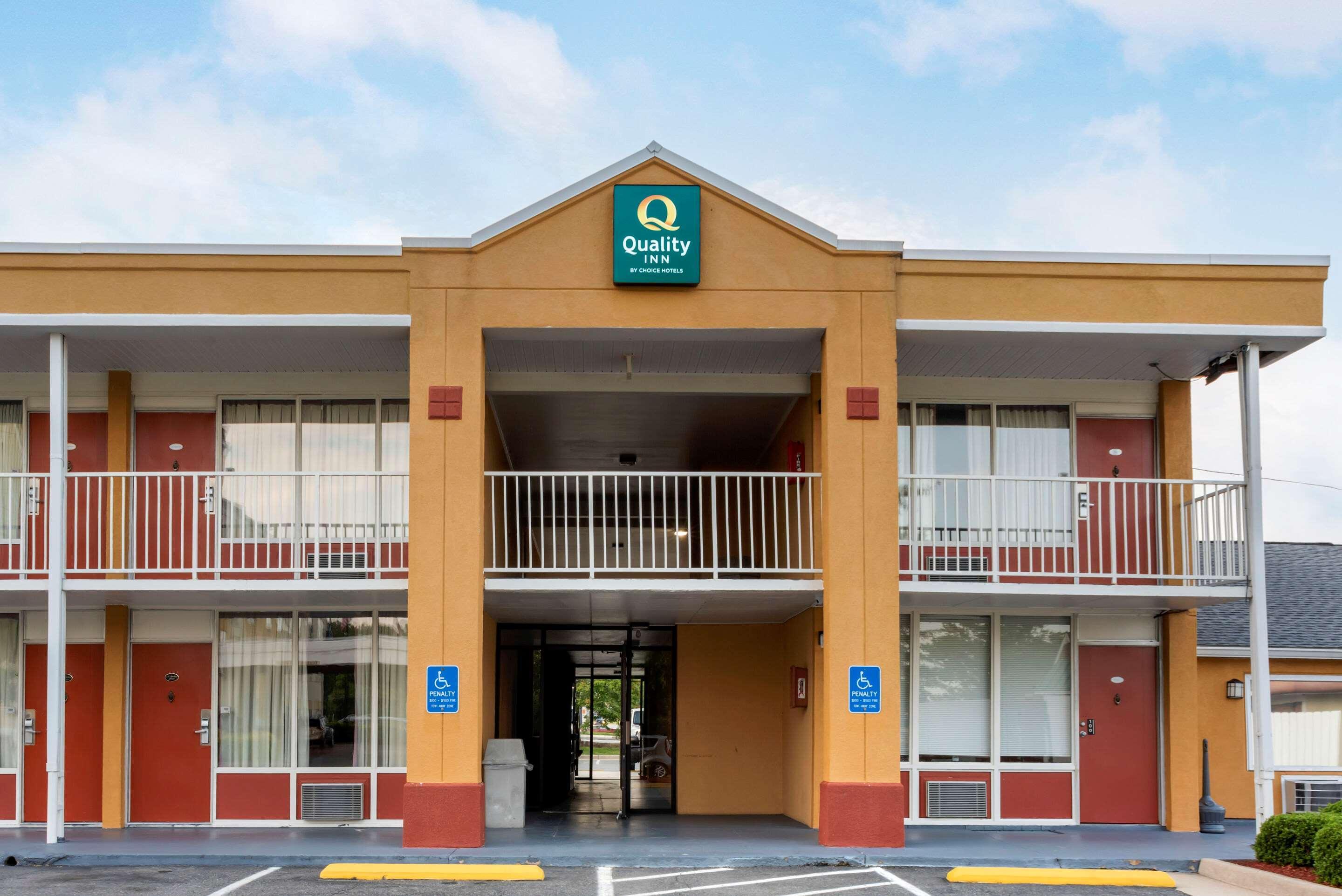 Quality Inn Fredericksburg Near Historic Downtown Εξωτερικό φωτογραφία