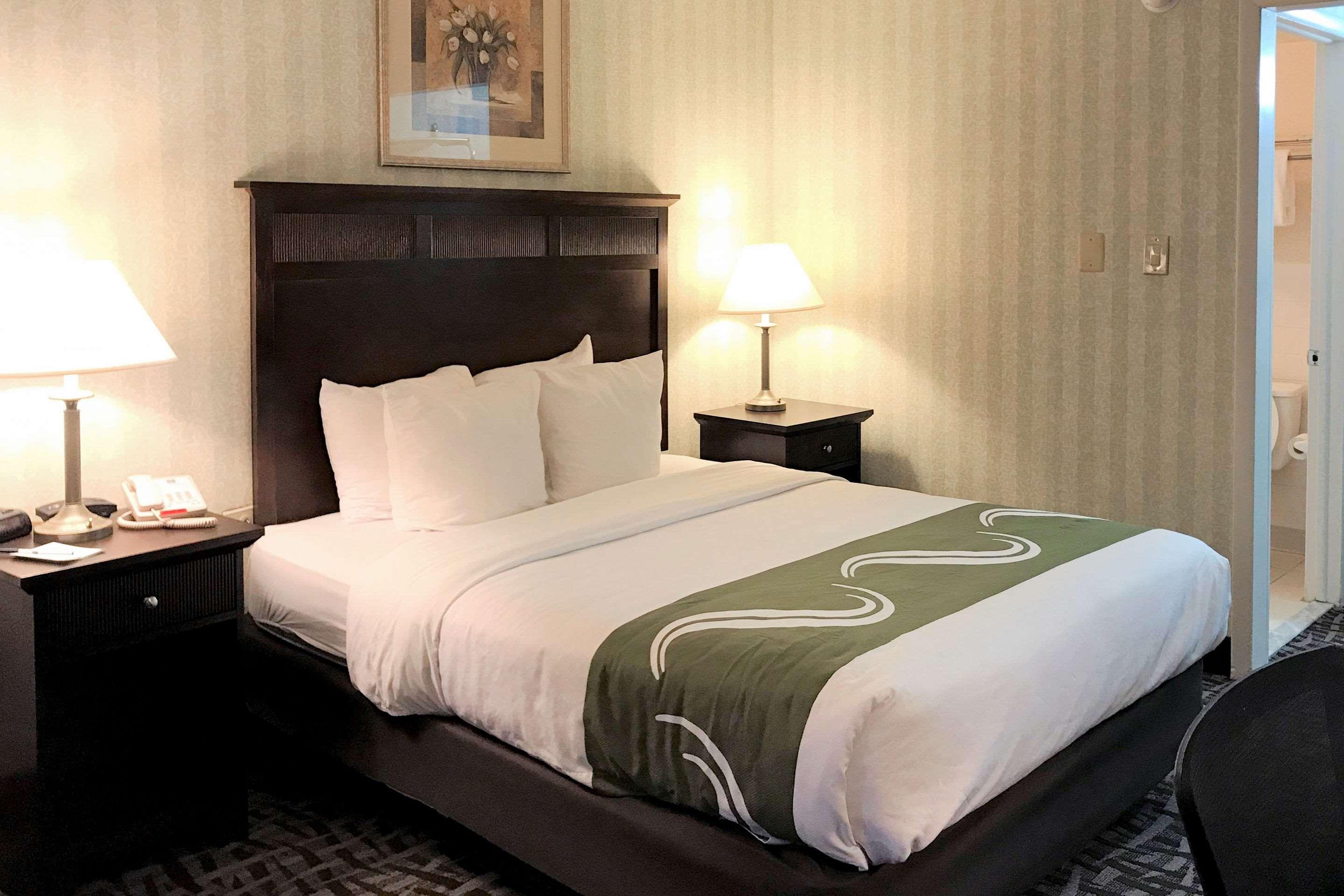 Quality Inn Fredericksburg Near Historic Downtown Εξωτερικό φωτογραφία