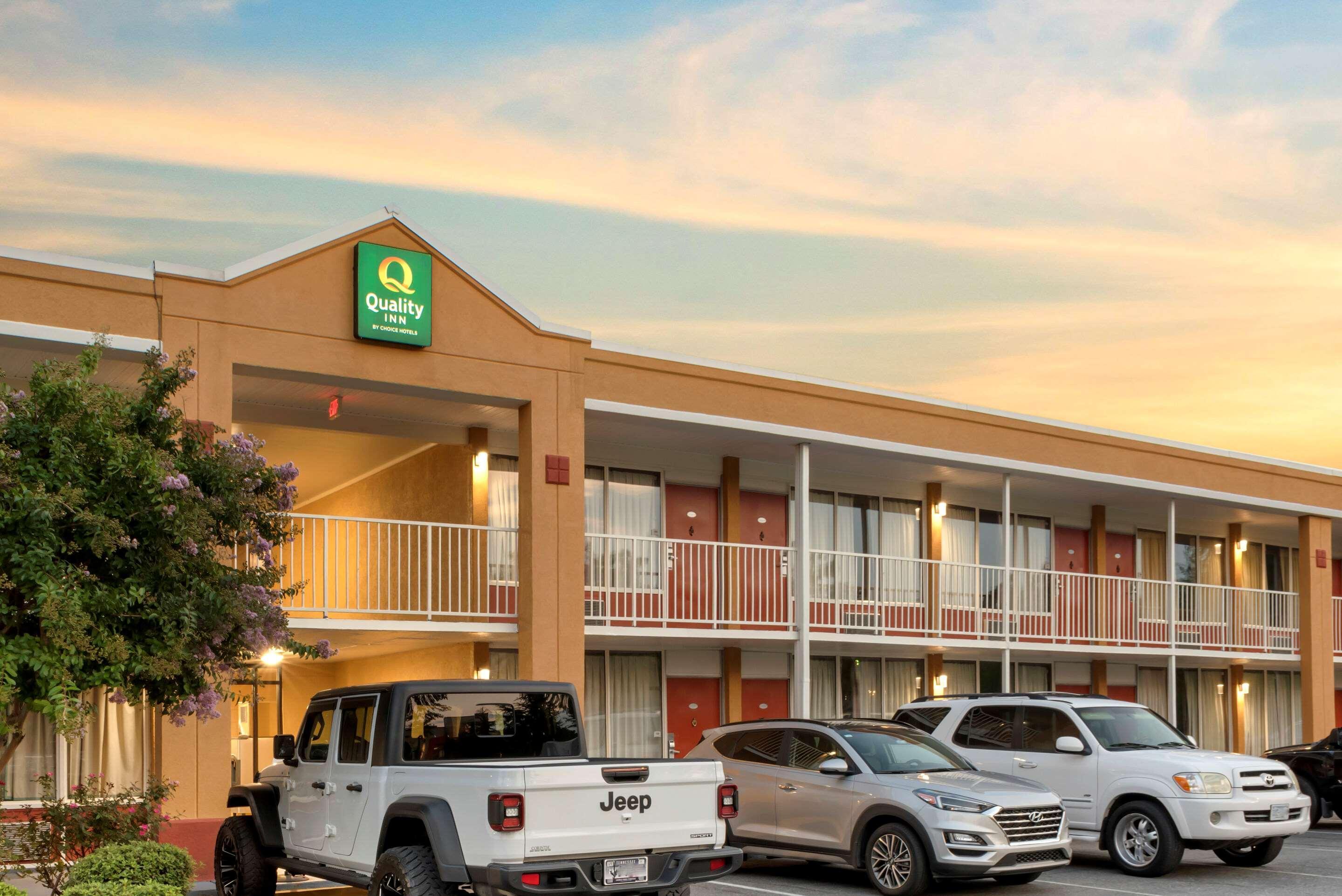 Quality Inn Fredericksburg Near Historic Downtown Εξωτερικό φωτογραφία